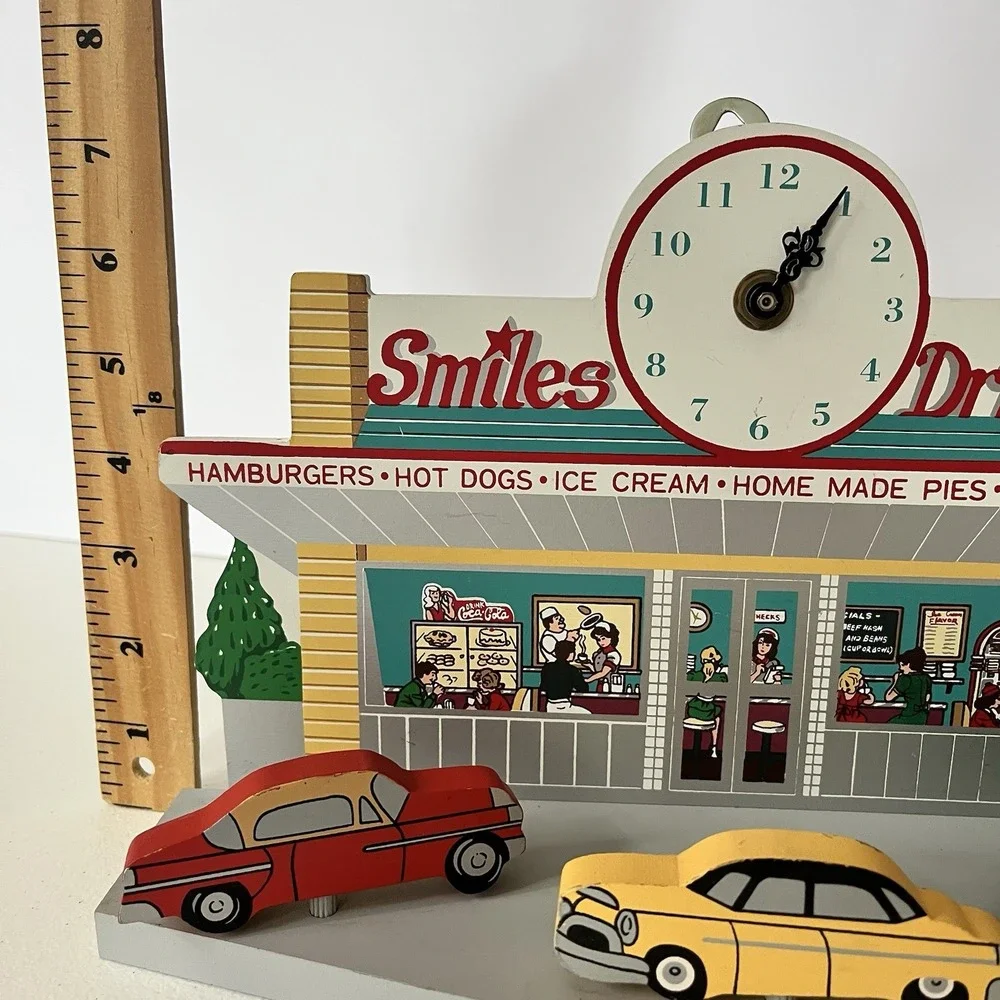 1988 Smiles Drive in car 3D clock UNTESTED 50s colorful quirky Coca Cola deco